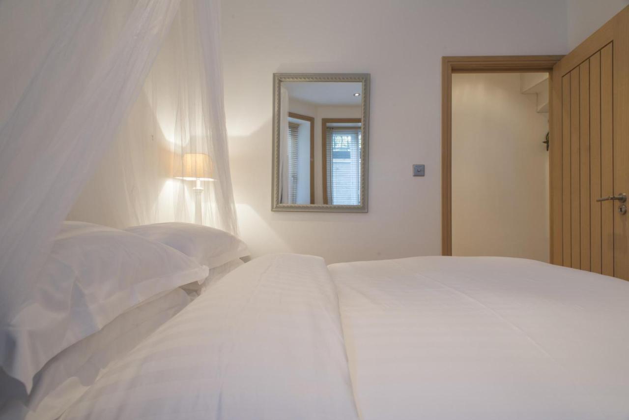 Addison Bridge Place By Onefinestay Appartamento Londra