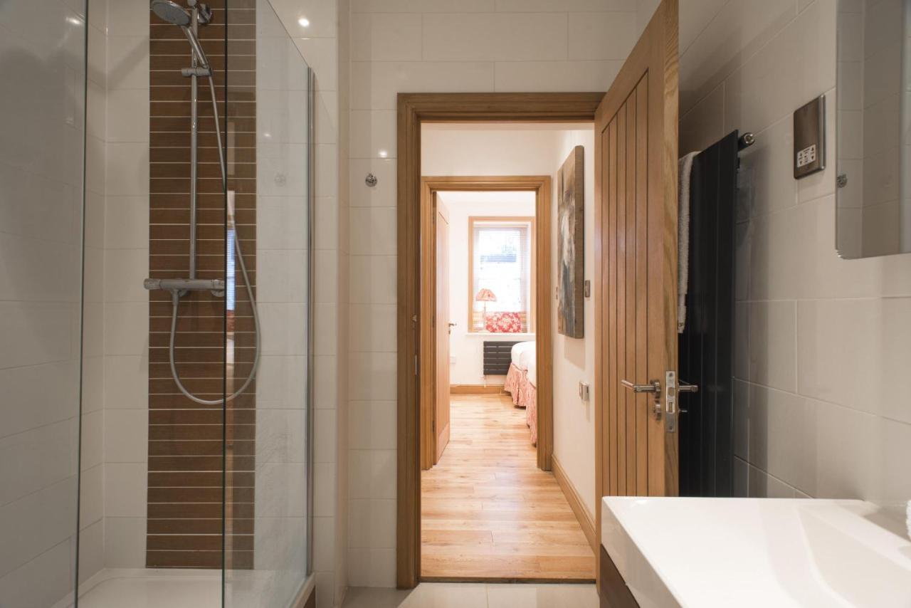 Addison Bridge Place By Onefinestay * Londra